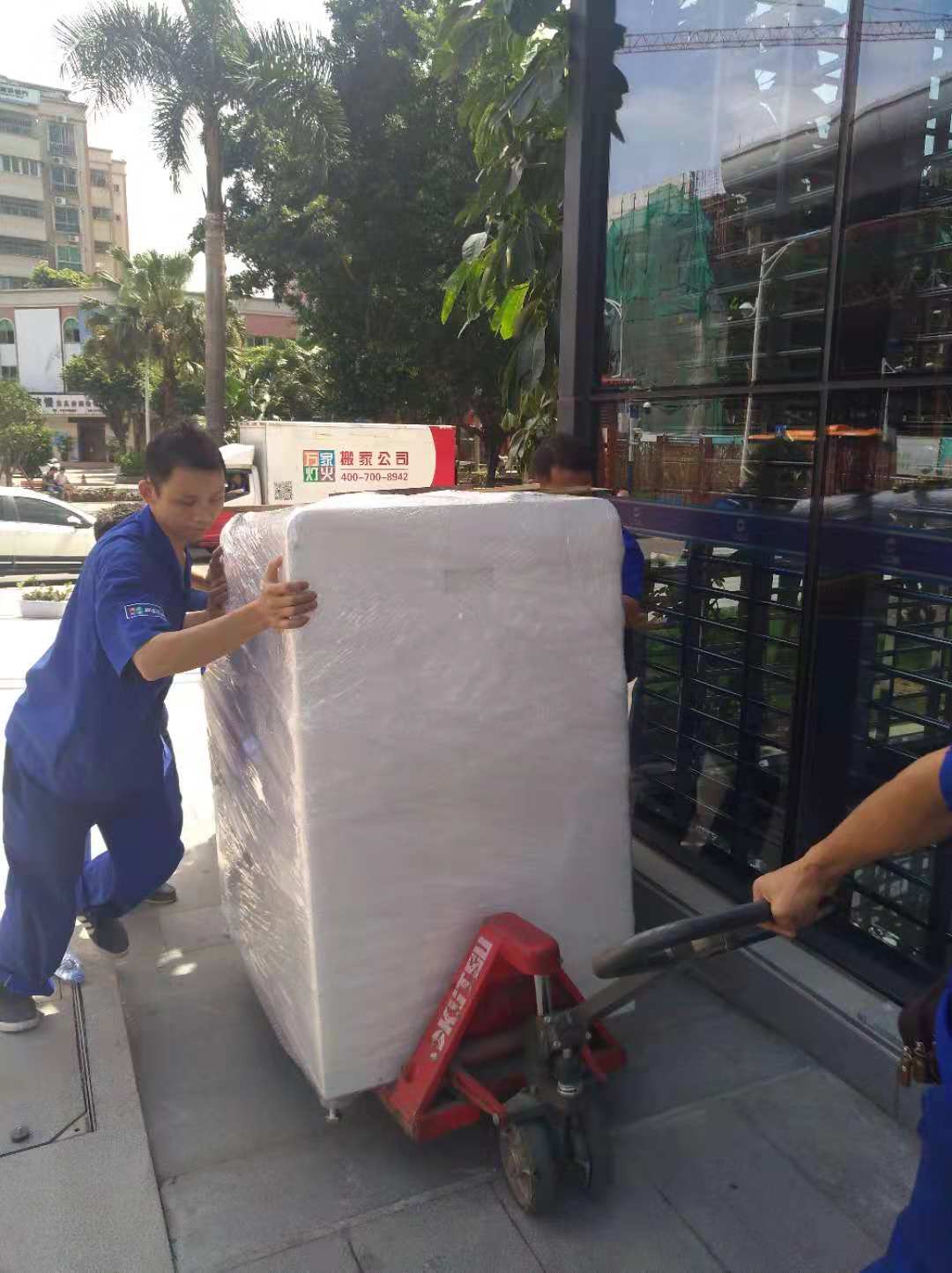 丽江搬场若何收费，组装价值与移动价值费！